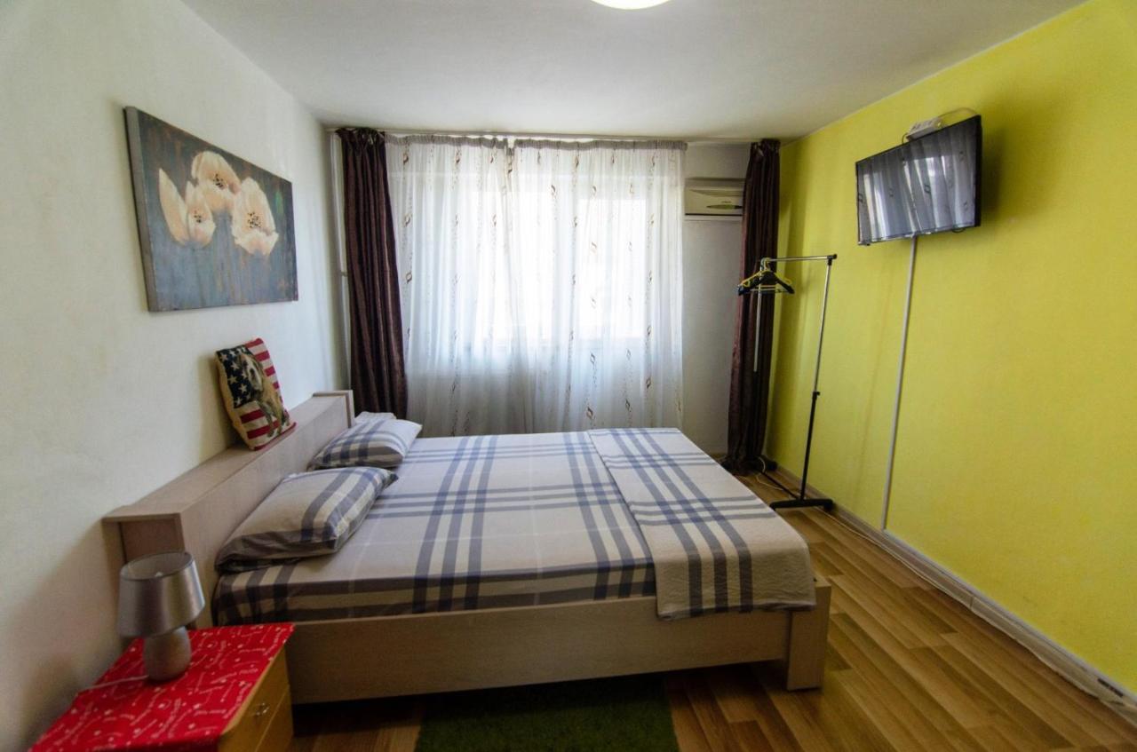 Premium Family Apartment, Floreasca Area Bukares Bagian luar foto